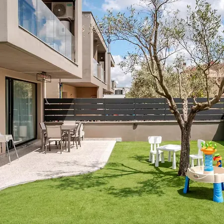 Airport Holiday home